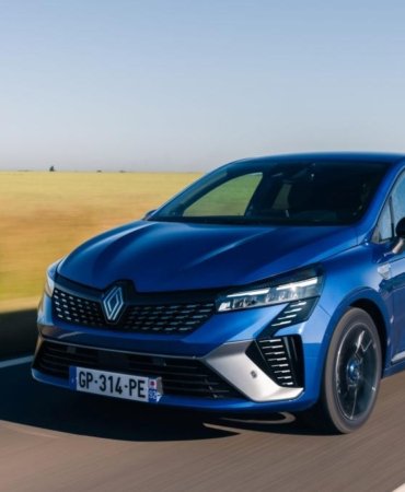 renaultnun-yerli-modellerinde-buyuk-firsat-clio-megane-ve-dusterda-otv-indirimiyle-cazip-fiyatlar-UY5SkflV.jpg