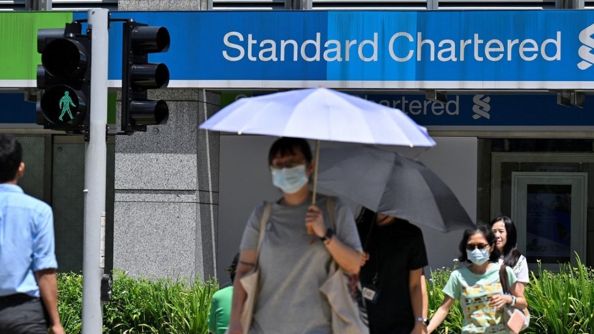 Standard Chartered'dan Kripto Hamlesi! Kurumsal Müşterilere Bitcoin ve Ether Ticareti Başladı 2 standard-chartereddan-kripto-hamlesi-kurumsal-musterilere-bitcoin-ve-ether-ticareti-basladi-U7HkmwUM.jpg