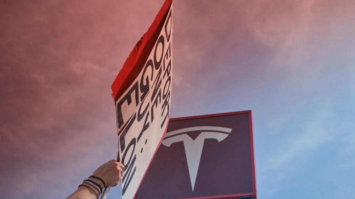 Tesla ikinci çeyrekte hayal kırıklığı yaşadı Satışlar %14 oranında düştü 2 tesla-ikinci-ceyrekte-hayal-kirikligi-yasadi-satislar-14-oraninda-dustu-eX6etpki.jpg