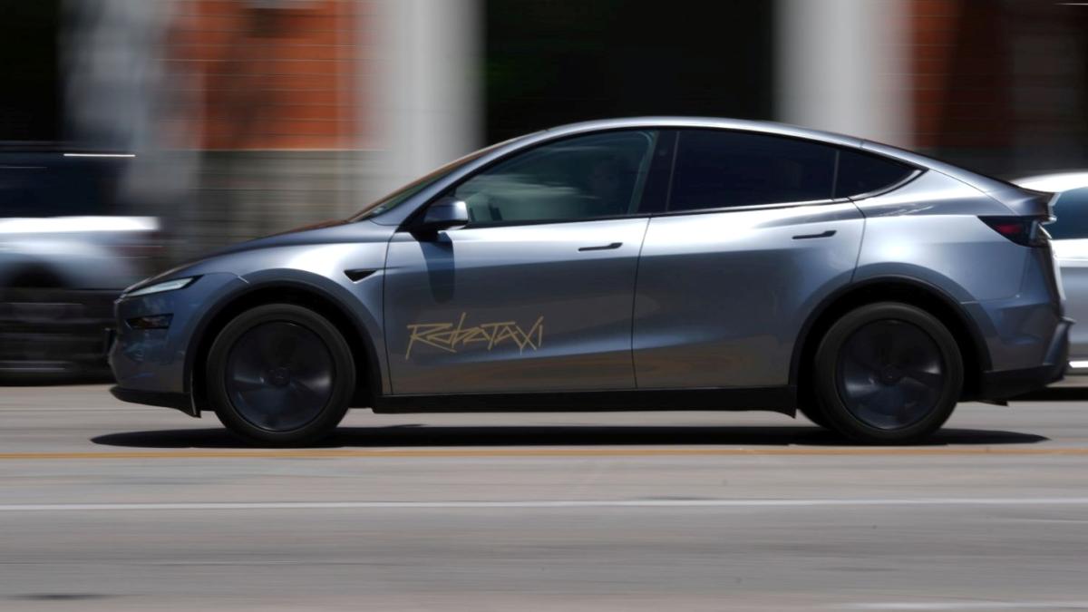 Tesla'nın Robotaksi insanlı hizmet sunacak 2 teslanin-robotaksi-insanli-hizmet-sunacak-XvLrMCBN.jpg