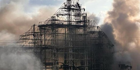 Tomorrowland Ana Sahnesi Kül Oldu! Festivalin Geleceği Belirsiz
