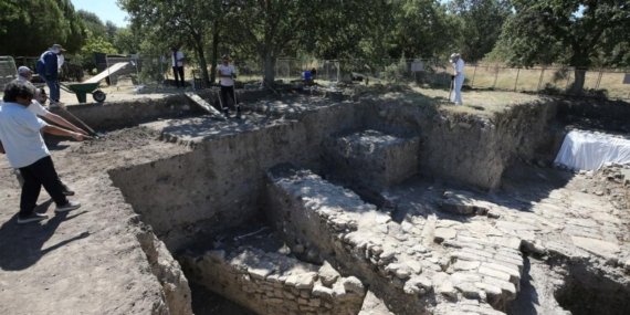 Troya Antik Kenti’nde Kazı Çalışmaları ve Arkeolojik Bulgular