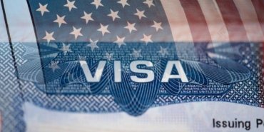 Trump yönetiminden H1-B vizelerine büyük darbe mi geliyor? Kalifiye işçiler için yeni dönem başlıyor 11 trump-yonetiminden-h1-b-vizelerine-buyuk-darbe-mi-geliyor-kalifiye-isciler-icin-yeni-donem-basliyor-HdMlQ5PD.jpg