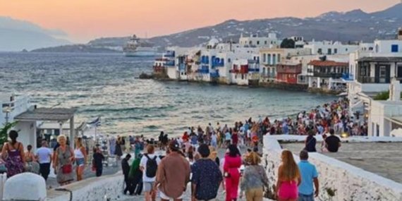 Türk turist akını Yunanistan’ı şaşırttı 2024’te rekor kırıldı