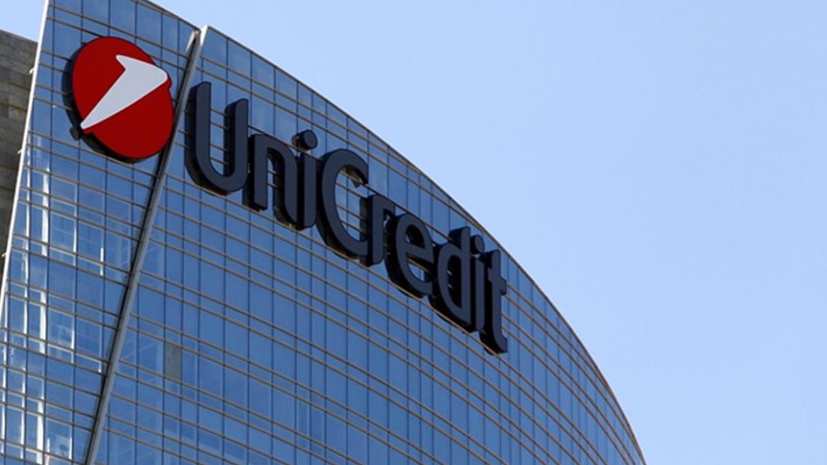 UniCredit kâr rekoru kırdı, 2025 hedeflerini yatırımcıların yüzünü güldürecek şekilde güncelledi 2 unicredit-k-r-rekoru-kirdi-2025-hedeflerini-yatirimcilarin-yuzunu-guldurecek-sekilde-guncelledi-fNviFWOK.jpg
