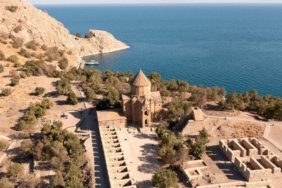 Van Kültür ve Sanat Şöleni: Uluslararası Sanat, Müzik ve Gastronomi Festivali 2 van-kultur-ve-sanat-soleni-uluslararasi-sanat-muzik-ve-gastronomi-festivali-Opjw2VTg.jpg