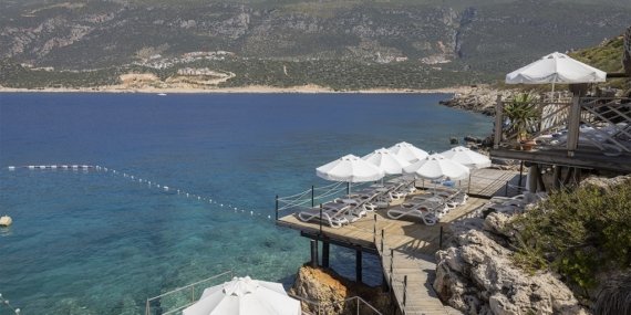 Kaş’ta doğayla bütünleşen bir sığınak: Peninsula Gardens Hotel