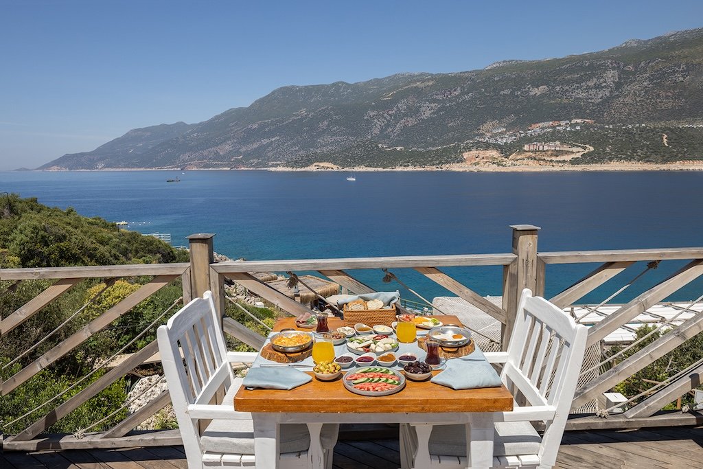 Kaş’ta doğayla bütünleşen bir sığınak: Peninsula Gardens Hotel 4 Kaş’ta doğayla bütünleşen bir sığınak: Peninsula Gardens Hotel