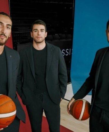 Altınyıldız Classics 7. kez A Milli Basketbol Takımı’nın resmi giyim sponsoru oldu 5 altinyildiz-classics-7-kez-a-milli-basketbol-takiminin-resmi-giyim-sponsoru-oldu-eYIjO7Gp.jpg
