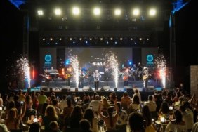 Anda Barut Collection’da müzik dolu yaz! ASH ve Gipsy Kings by André Reyes sahne aldı 1 anda-barut-collectionda-muzik-dolu-yaz-ash-ve-gipsy-kings-by-andr-reyes-sahne-Tduji115.jpg