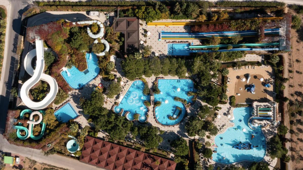 Aquaparklı Otellerde Büyük Patlama Tatilciler Artık Sadece Çocuklar İçin Gitmiyor 2 aquaparkli-otellerde-buyuk-patlama-tatilciler-artik-sadece-cocuklar-icin-gitmiyor-CvFA5LEf.jpg