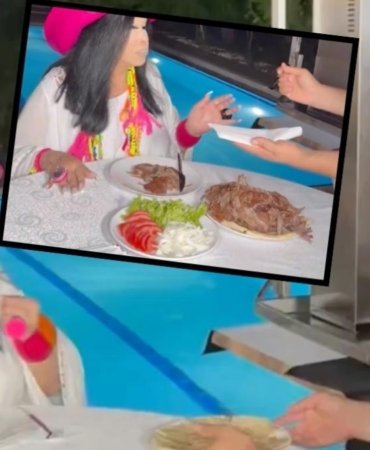 Bülent Ersoy Canı Döner Çekince Ankara’daki Dönerciyi Antalya’daki Villasına Getirtti 10 bulent-ersoy-cani-doner-cekince-ankaradaki-donerciyi-antalyadaki-villasina-getirtti-TDFs1wNN.jpg