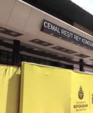 CRR Konser Salonu Yeniden Doğuyor: Akustik Mirası Korumak için Altyapı Güçlendiriliyor 3 crr-konser-salonu-yeniden-doguyor-akustik-mirasi-korumak-icin-altyapi-guclendiriliyor-fH444rZ9.jpg