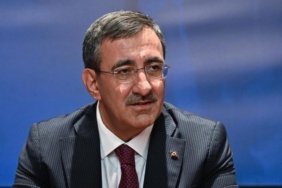 Cumhurbaşkanı Yardımcısı Yılmaz'dan Malazgirt ve Büyük Taarruz Vurgusu! "Bağımsızlık İrademizin Nişaneleridir" 4 cumhurbaskani-yardimcisi-yilmazdan-malazgirt-ve-buyuk-taarruz-vurgusu-bagimsizlik-irademizin-nisaneleridir-dNNprYKH.jpg