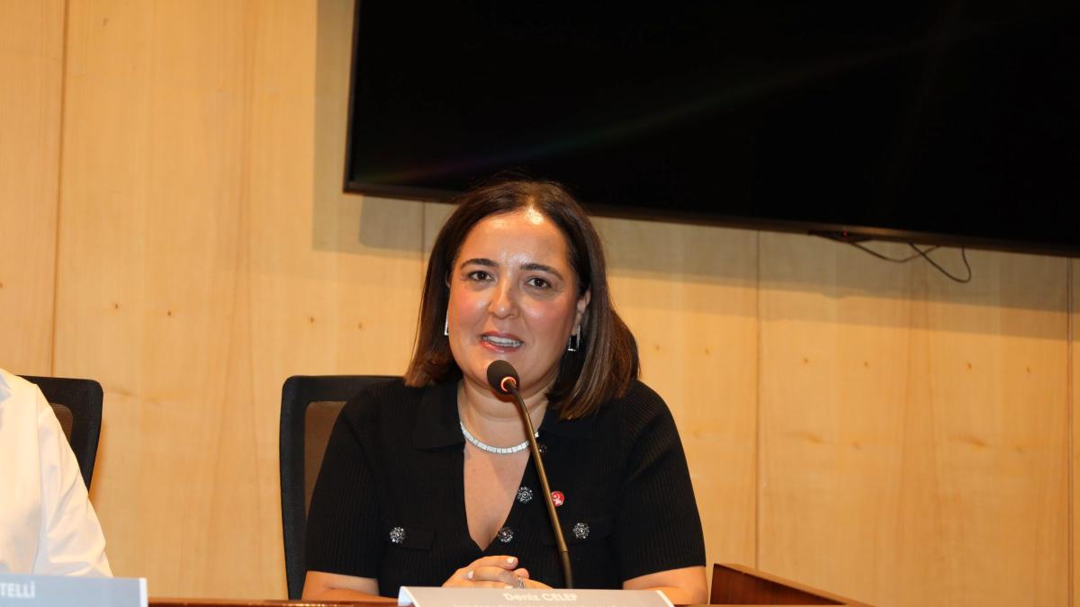Ege İhracatçı Birlikleri, Uluslararası Öğrencilerle Geleceğin Ticaret Elçilerini Yetiştiriyor 2 ege-ihracatci-birlikleri-uluslararasi-ogrencilerle-gelecegin-ticaret-elcilerini-yetistiriyor-rJuumEwq.jpg