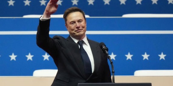 Elon Musk’un yeni yapay zekası erkek fantezilerini mi pazarlıyor?