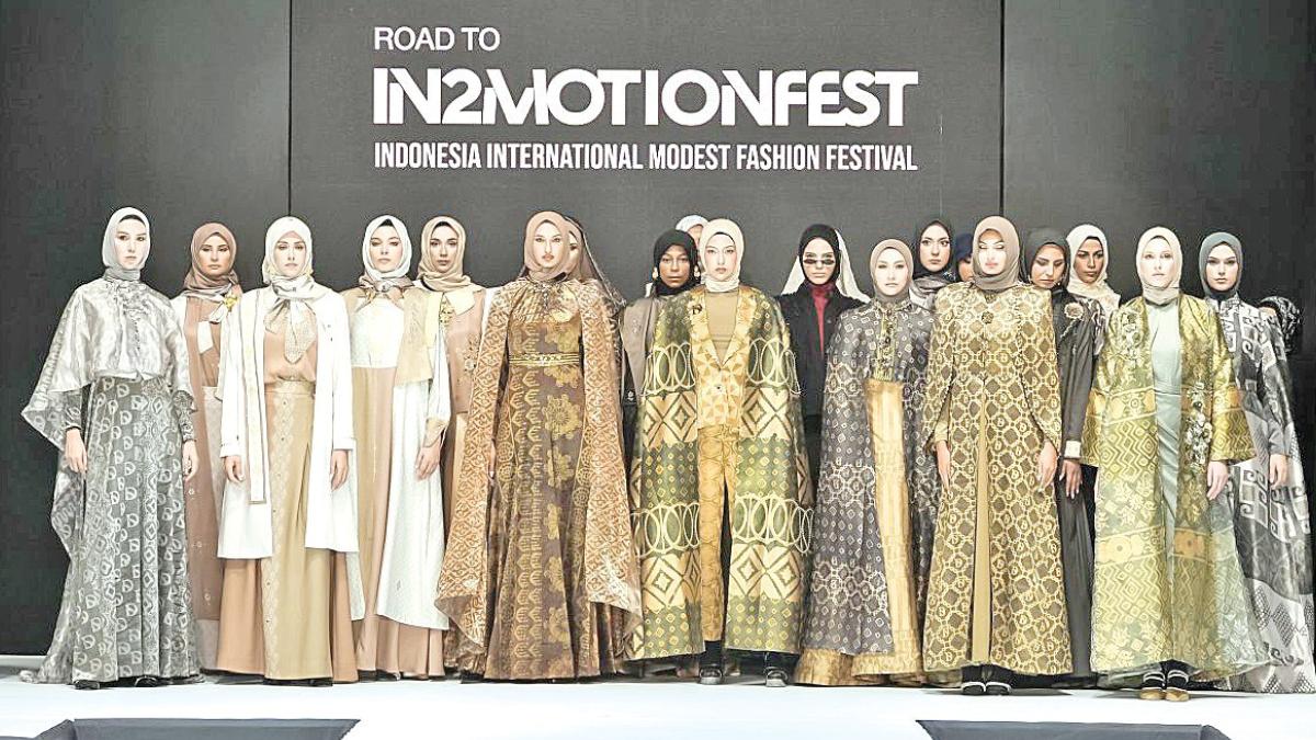 Endonezya'dan Türk Tekstil Sektörüne Önemli Ziyaret! Moda İş Birliği İmzaları Atıldı 2 endonezyadan-turk-tekstil-sektorune-onemli-ziyaret-moda-is-birligi-imzalari-atildi-xTR73WgA.jpg