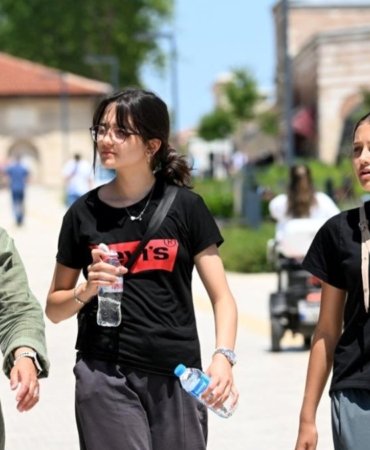 Eyyam-ı Bahur'un ikinci dalgası geliyor! Kuraklık riski artarken sıcaklıklar yeniden yükselişe geçecek 3 eyyam-i-bahurun-ikinci-dalgasi-geliyor-kuraklik-riski-artarken-sicakliklar-yeniden-yukselise-gececek-7xVnG5RI.jpg