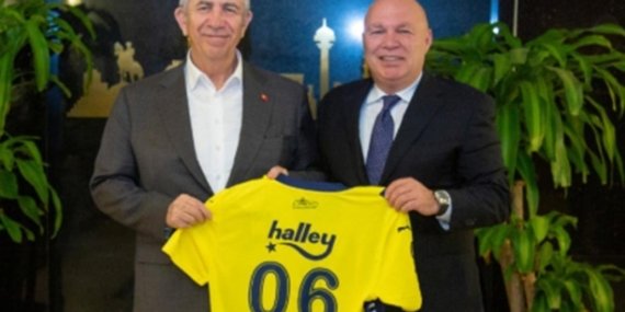 Fenerbahçe – Benfica Maçı Dev Ekranda! Ankara’da Ücretsiz Gösterim