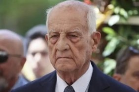 İnan Kıraç Yoğun Bakımda! Kızı İpek Kıraç Yanından Ayrılmıyor 6 inan-kirac-yogun-bakimda-kizi-ipek-kirac-yanindan-ayrilmiyor-WFaWazQ4.jpg