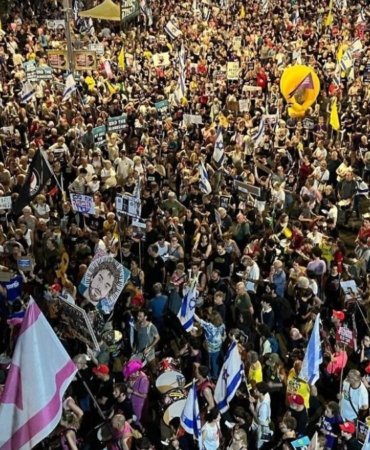 İsrail’de On Binler Gazze Planına Karşı Ayakta 9 israilde-on-binler-gazze-planina-karsi-ayakta-vRtYa2UB.jpg