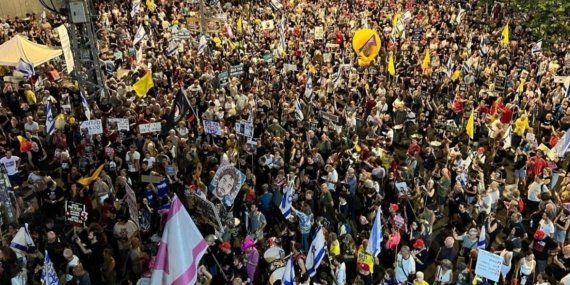 İsrail’de On Binler Gazze Planına Karşı Ayakta