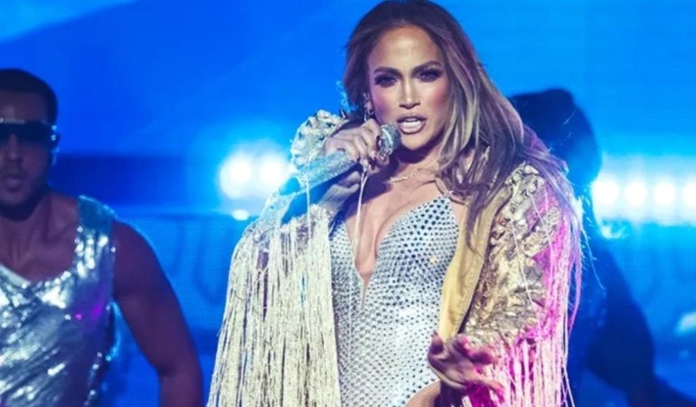 İstanbul bu konsere hazır! Jennifer Lopez sahneye çıkıyor, dev organizasyon nefes kesecek 6 istanbul-bu-konsere-hazir-jennifer-lopez-sahneye-cikiyor-dev-organizasyon-nefes-kesecek-WlRaDP9Y.jpg