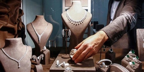 İstanbul’da Kaçak Taş Operasyonunda Gözaltı Sayısı 40’a Yükseldi! Milyarlık Taşlar Ele Geçirildi