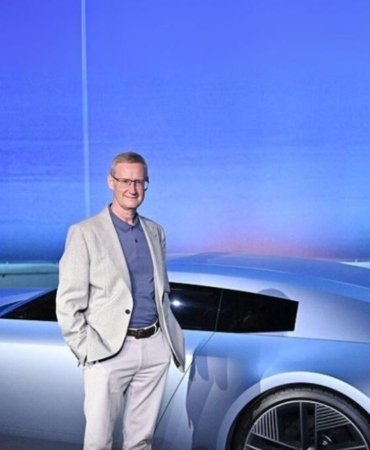 Jaguar Land Rover CEO’su Adrian Mardell’den Sürpriz Veda Kararı 2 jaguar-land-rover-ceosu-adrian-mardellden-surpriz-veda-karari-35gTGK3j.jpg