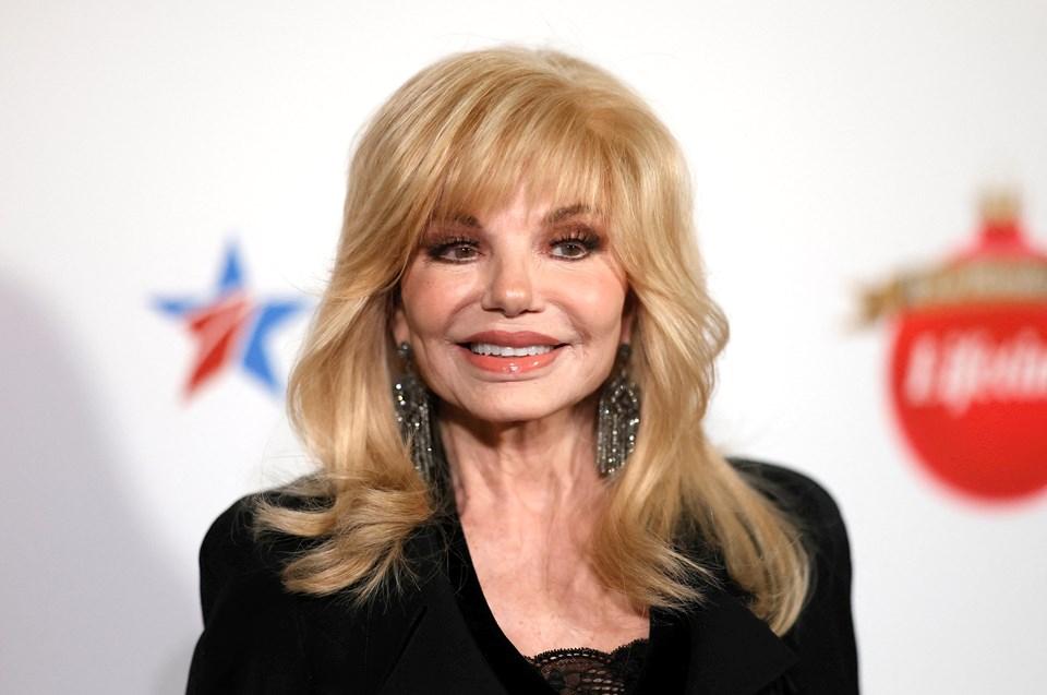 Loni Anderson’un Ani Vefatı Şaşkınlık Yarattı: 80 Yaşında Salgın Gibi Yayılan Kanser Haberi 1 Loni Anderson’un Ani Vefatı Şaşkınlık Yarattı: 80 Yaşında Salgın Gibi Yayılan Kanser Haberi