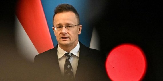 Macaristan’dan Ukrayna’ya Sert Tepki! Petrol Boru Hattı Saldırısı Nedeniyle Komutanın Girişi Yasaklandı