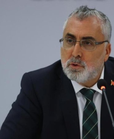 memur-zammi-teklifinde-ilk-rakamlar-belli-oldu-tepkiler-gecikmedi-8J8URb5I.jpg