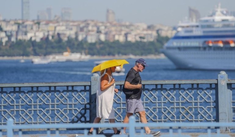 Meteoroloji’den Kavurucu Sıcaklık Uyarısı! Hafta Boyunca Etkisini Sürdürecek 1 meteorolojiden-kavurucu-sicaklik-uyarisi-hafta-boyunca-etkisini-surdurecek-SJIPI7p6.jpg