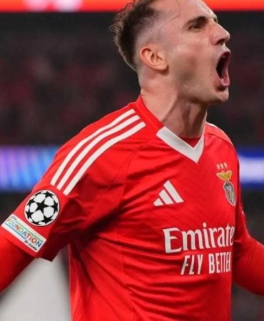 Mourinho istedi, Fenerbahçe harekete geçti! Kerem Aktürkoğlu imzaya hazırlanıyor 3 mourinho-istedi-fenerbahce-harekete-gecti-kerem-akturkoglu-imzaya-hazirlaniyor-eQMOHtER.jpg