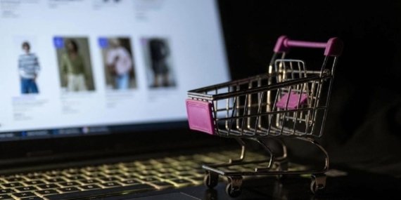 Online Alışverişte Gümrüksüz Limit Kaldırılıyor mu? Bakanlıklardan Yalanlama Geldi