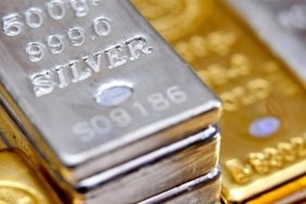 Saxo Bank altın için 3 bin 350 doları kritik eşik olarak gösterdi, gümüşte gözler 40 dolarda 6 saxo-bank-altin-icin-3-bin-350-dolari-kritik-esik-olarak-gosterdi-gumuste-gozler-VM1tL6NJ.jpg