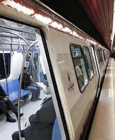 sishane-metro-istasyonu-bazi-giris-cikislara-kapatildi-valilikten-onemli-karar-AgO2irRq.jpg