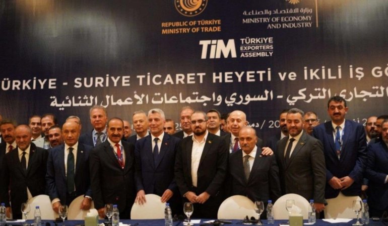 Suriye İhracatında Hız Kesmeyen Yükseliş! Yeniden İnşa Süreci Türk Firmalarına Kapı Aralıyor 1 suriye-ihracatinda-hiz-kesmeyen-yukselis-yeniden-insa-sureci-turk-firmalarina-kapi-araliyor-A3cW58uy.jpg