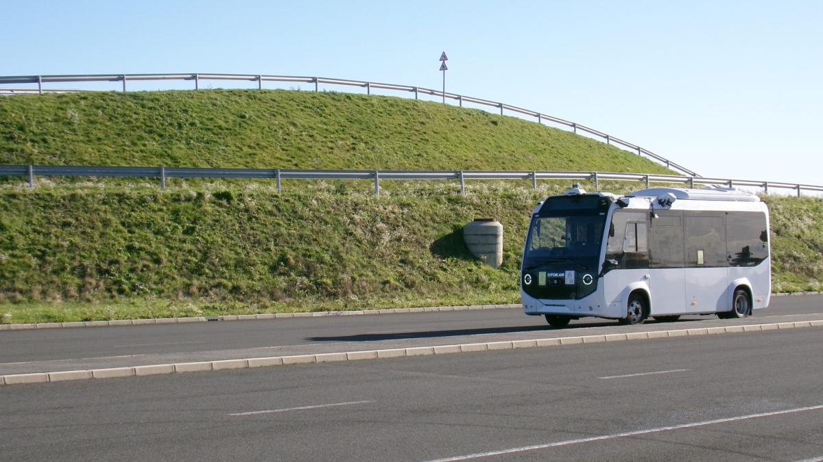 TÜV Rheinland Testlerini Geçen İlk Türk Otonom Aracı Otokar e-Centro Oldu 2 tuv-rheinland-testlerini-gecen-ilk-turk-otonom-araci-otokar-e-centro-oldu-Zig11HsO.jpg