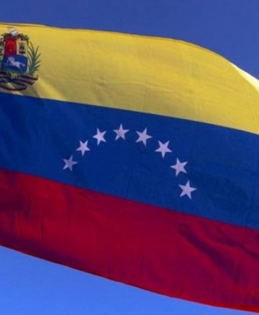 Venezuela'dan Sınırda Dev Operasyon! Kolombiya ile Gerilim Tırmanıyor 2 venezueladan-sinirda-dev-operasyon-kolombiya-ile-gerilim-tirmaniyor-vKsPNhJJ.jpg