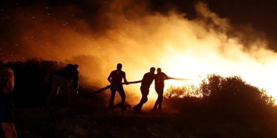 Yunanistan’da Orman Yangınları Büyüyor Yerleşim Yerleri Boşaltılıyor