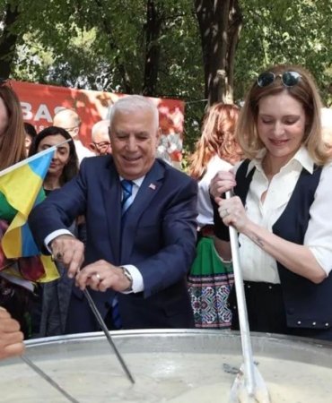 4. Bursa Uluslararası Gastronomi Festivali Merinos Park'ta Başladı 7 4-bursa-uluslararasi-gastronomi-festivali-merinos-parkta-basladi-HiAbPeH1.jpg