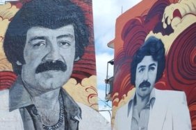 Adana’da İki Efsanenin İzinde: Müslüm Gürses ve Ferdi Tayfur’un Duvarlara Ölümsüzleşen Portreleri 3 adanada-iki-efsanenin-izinde-muslum-gurses-ve-ferdi-tayfurun-duvarlara-olumsuzlesen-portreleri-DnjSraIF.jpg