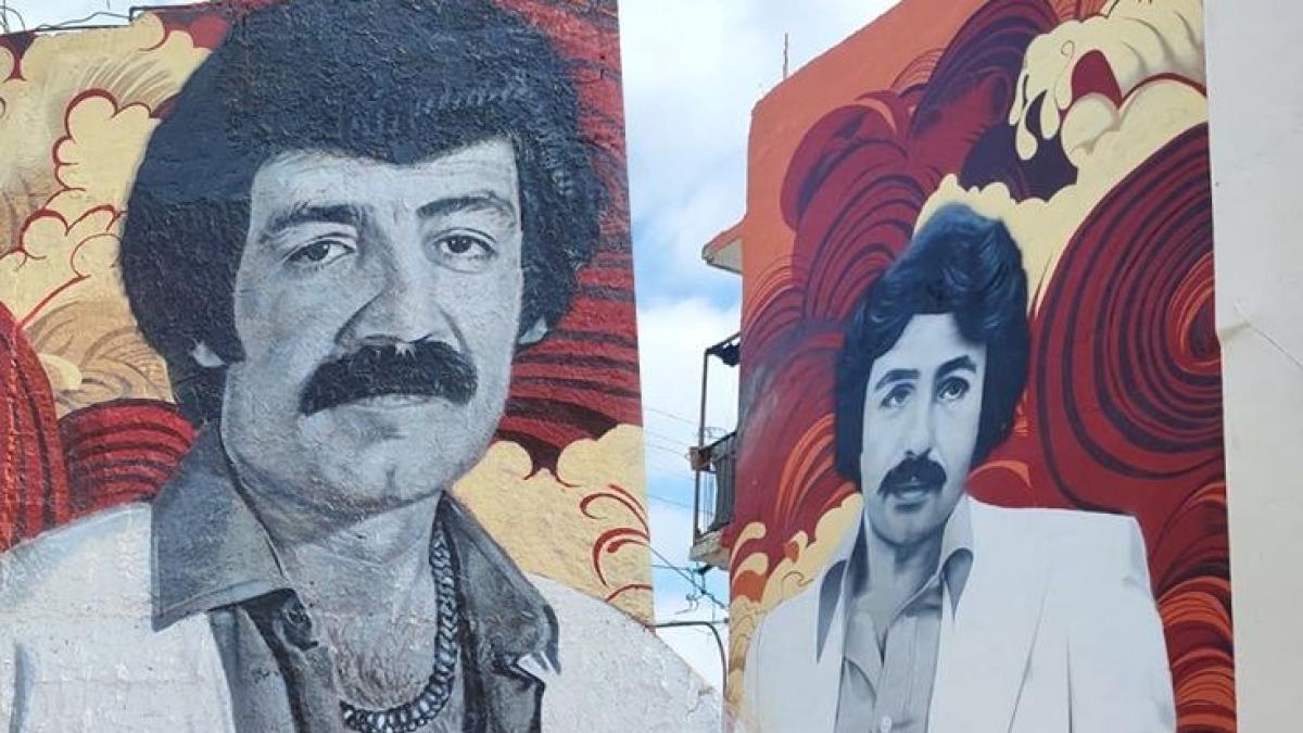 Adana’da İki Efsanenin İzinde: Müslüm Gürses ve Ferdi Tayfur’un Duvarlara Ölümsüzleşen Portreleri 4 adanada-iki-efsanenin-izinde-muslum-gurses-ve-ferdi-tayfurun-duvarlara-olumsuzlesen-portreleri-DnjSraIF.jpg