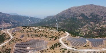akfen-yenilenebilir-enerji-kurulu-gucunu-828-mwa-cikardi-draD2Pj6.jpg