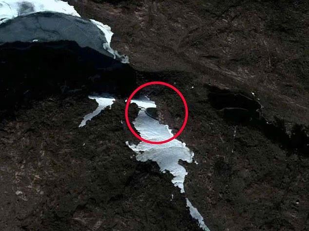 Antarktika'da Gizemli Keşif! Google Haritalar'daki Dairesel Yapı UFO Tartışmalarını Alevlendirdi 1 Antarktika'da Gizemli Keşif! Google Haritalar'daki Dairesel Yapı UFO Tartışmalarını Alevlendirdi