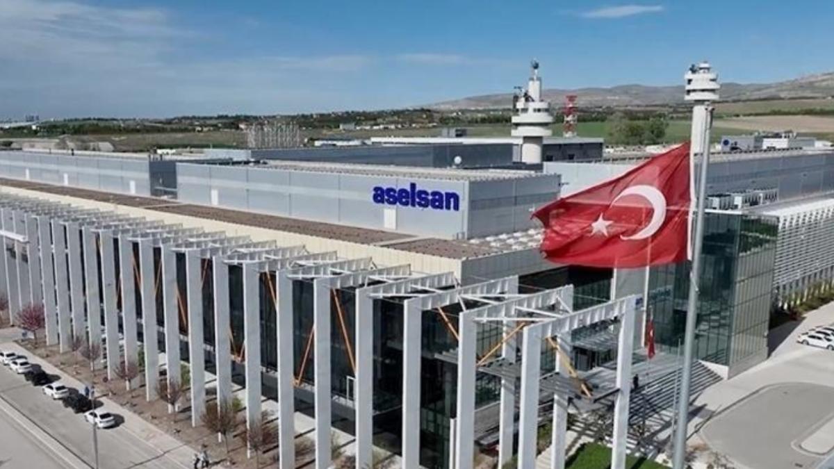 ASELSAN'dan Rekor Sözleşme! Savunma Sanayii Başkanlığı ile 1,65 Milyar Avroluk Anlaşma İmzalandı 2 aselsandan-rekor-sozlesme-savunma-sanayii-baskanligi-ile-165-milyar-avroluk-anlasma-imzalandi-Ryp6sdq5.jpg