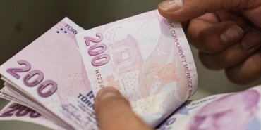 Asgari Ücretli ve İşçilerin Cebinde Yangın Var! Yüksek Enflasyon ve Vergiler Ücretleri Eritti 1 asgari-ucretli-ve-iscilerin-cebinde-yangin-var-yuksek-enflasyon-ve-vergiler-ucretleri-eritti-zUuabEmM.jpg