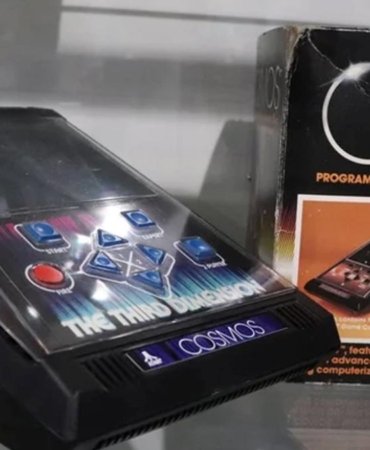 Atari’nin İptal Edilen Gizemli Projesi! Holografik Konsol Cosmos Neden Piyasaya Çıkamadı? 5 atarinin-iptal-edilen-gizemli-projesi-holografik-konsol-cosmos-neden-piyasaya-cikamadi-ZECZkWTG.jpg