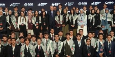 Bosphorus Diplomasi Forumu’nda Gençler Küresel Adalet İçin Ses Yükseltti 4 bosphorus-diplomasi-forumunda-gencler-kuresel-adalet-icin-ses-yukseltti-X68GK3Ui.jpg